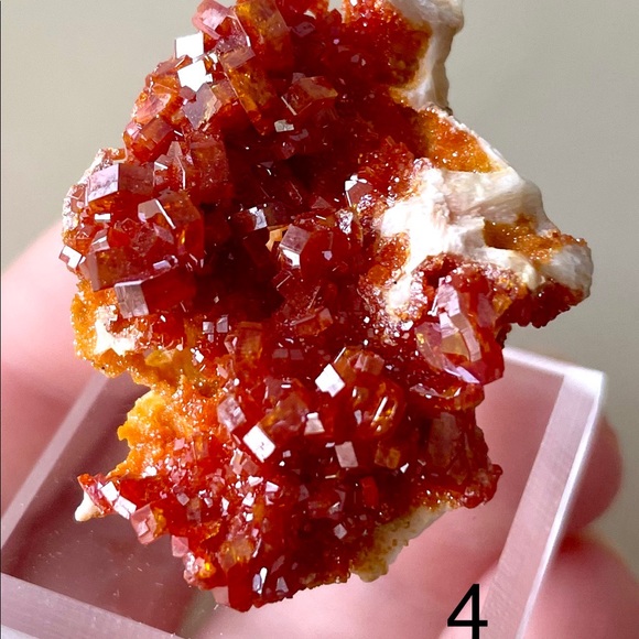 Raw Vanadinite on barite mixed specimen crystals - Picture 7 of 9